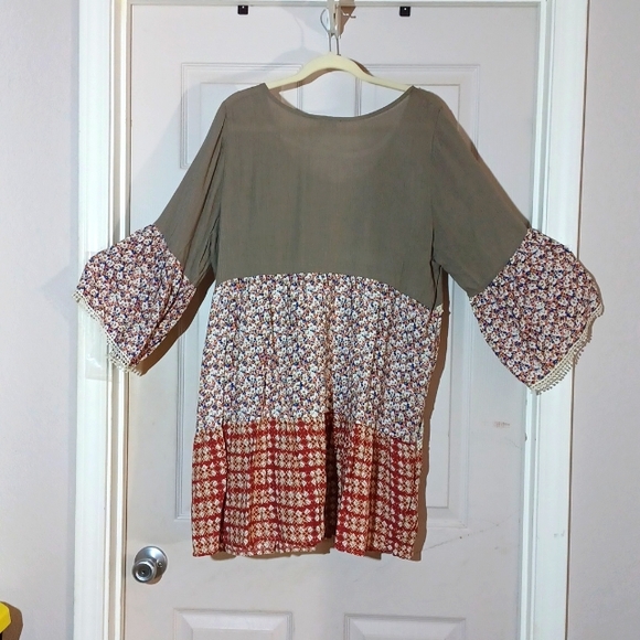 UMGEE XL BOHO DRESS WITH BELL SLEEVES WORN ONLY TWICE! - Picture 2 of 7